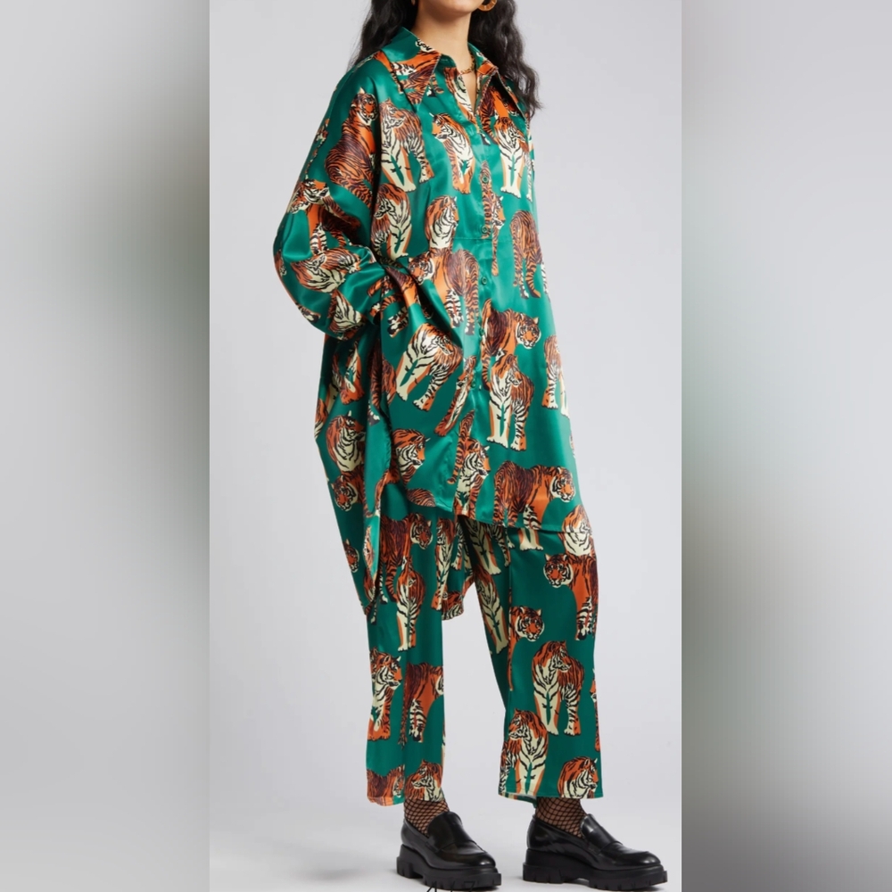 Dressed in Lala Tiger Print Royal Satin Matching Set in Emerald Pant Size XS